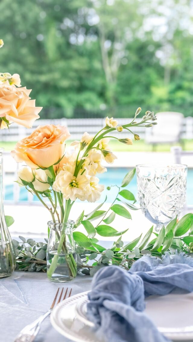 On Wednesday night we got to put together another Vendor Dinner at the lovely @pleasantgrovefarmclt we are so grateful for our amazing vendors 🤍

Cover Photo: @carissarogers 
Venue: @pleasantgrovefarmclt 
Rentals: @darbydecorandrental 
Flowers: @radiantblissdesigns