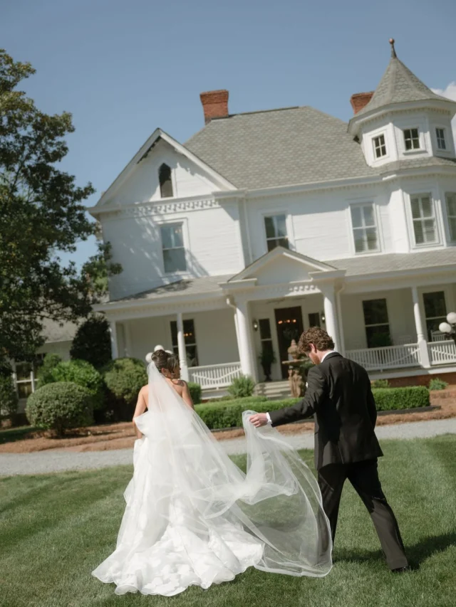 The Treger’s 🤍 4.11.26

Planning and Florals: @jujuleeevents 
Photographer: @thewheelerphoto 
Venue: @thegrandevictorian 
Bartender: @behindthebarcharlotte 
Catering: @totaleventscatering_planning 
Cake: @publix 
Videographer: @captures.by.chelsea 
DJ: @famousthedj @thefamous.experience 
Rentals: @cookerentalslkn
Sax Player: @_.yosax._